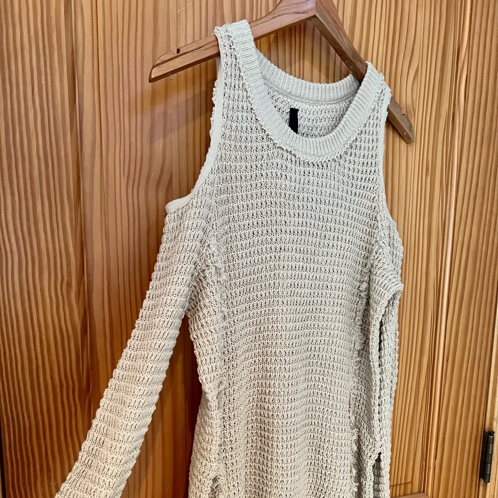 Elan Womens Cold Shoulder Waffle Knit Tunic Sweater